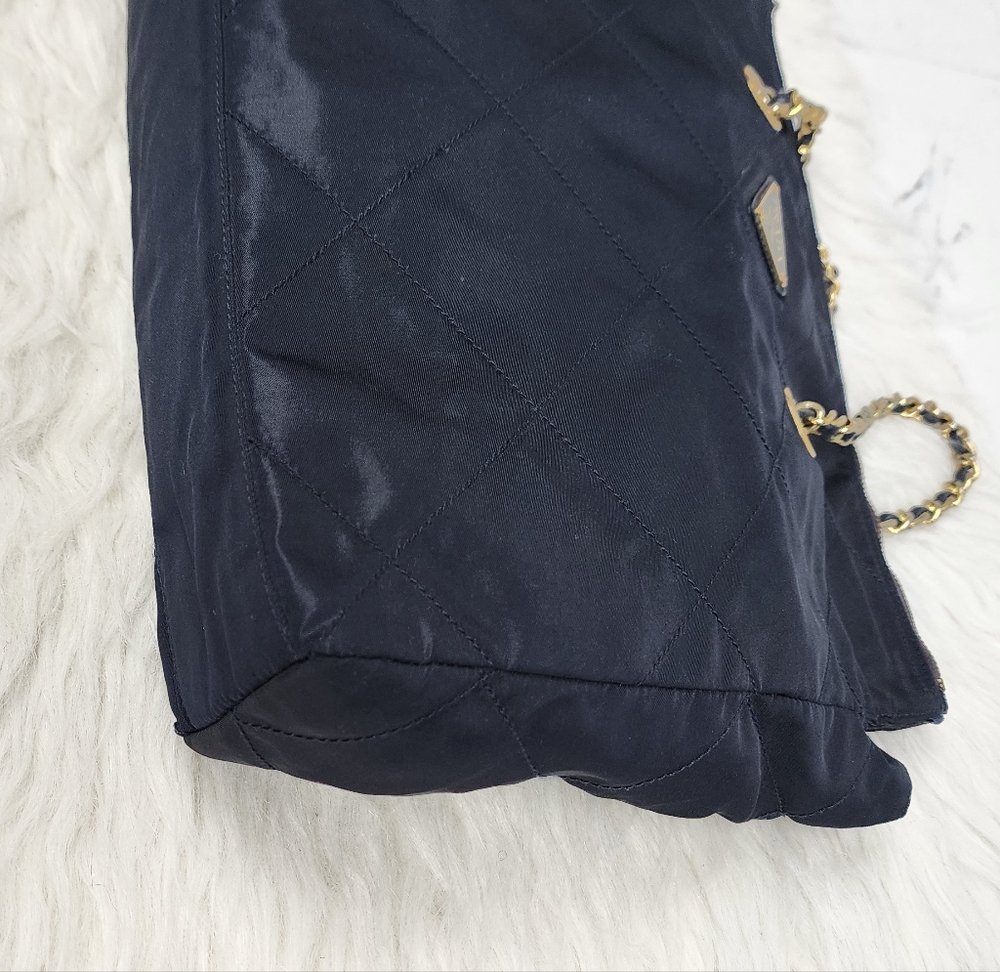Auth Navy Bleu  Quilted Shoulder Bag with Gold Hardware - Picture 6 of 14